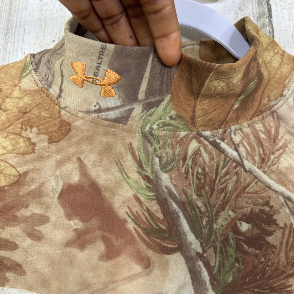 Under Armour‎ Realtree AP Mock Turtleneck T-Shirt Size Large